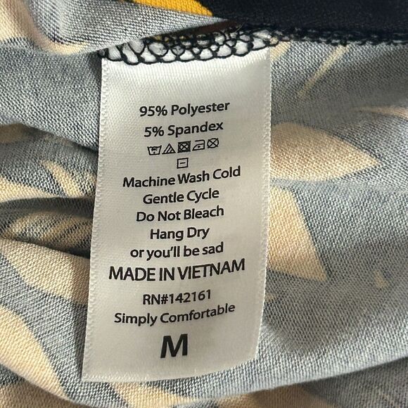 LulaRoe Irma Blouse Shirt Geometric Pattern Black/Yellow Tunic Top Medium - Picture 4 of 7